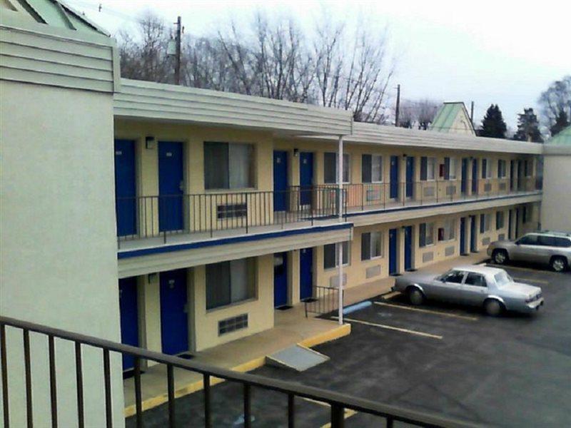 Days Inn By Wyndham Waynesboro Exterior foto